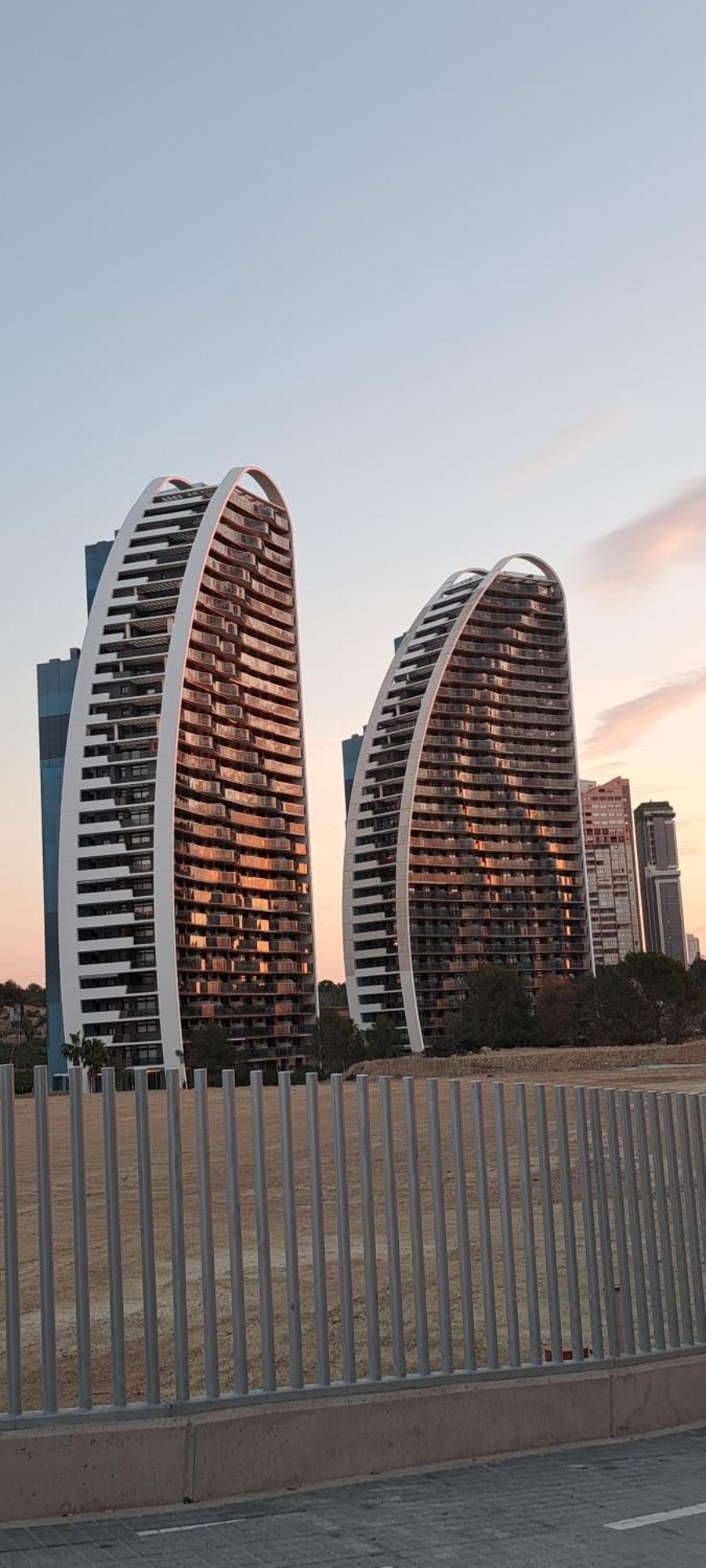 Romero Apartments-Sunset Waves-Benidorm Exterior foto